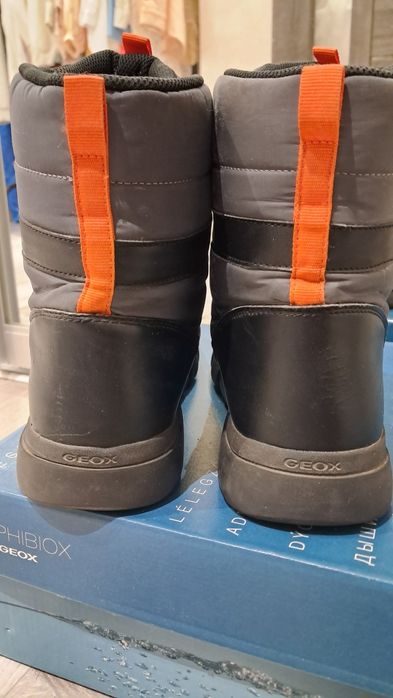 Взуття НЕ промокає, єврозима 39р.