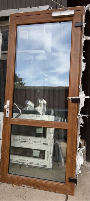 Drzwi wejsciowe PCV PVC Veka drzwi z futryna