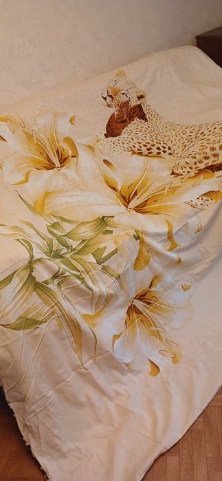 Постельное белье евро  б/у