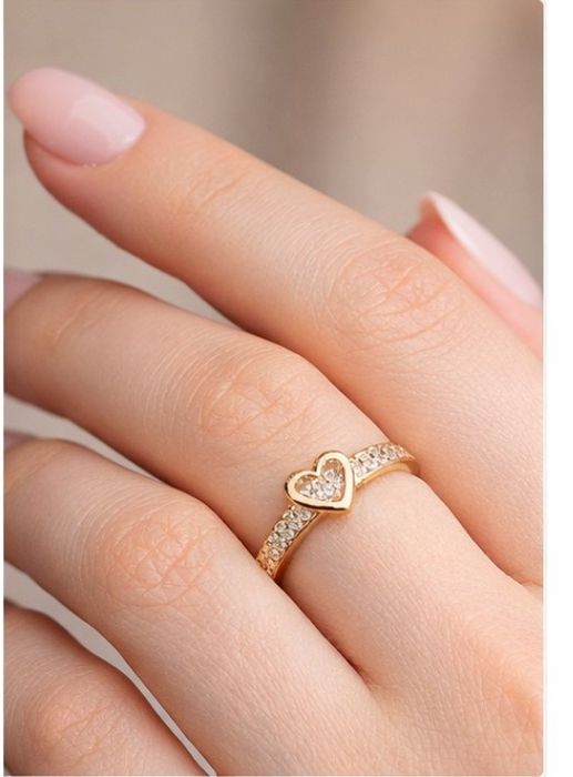 Pierścionek złoty 585 2,16g r.15 złoty pierścionek z serduszkiem