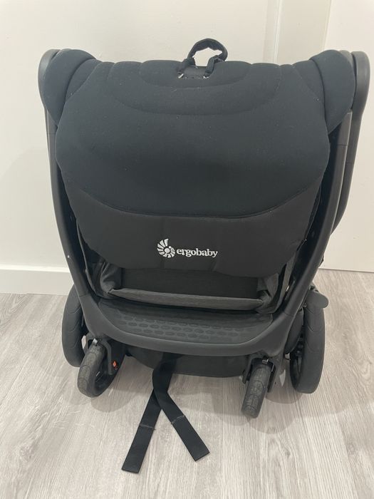 Ergobaby Metro+ // Barra dianteira // Mochila de Viagem // Capa de Chuva