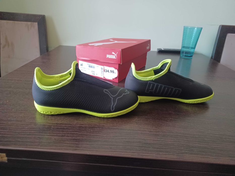 Buty halówki rozmiar 32 cena 100zł.