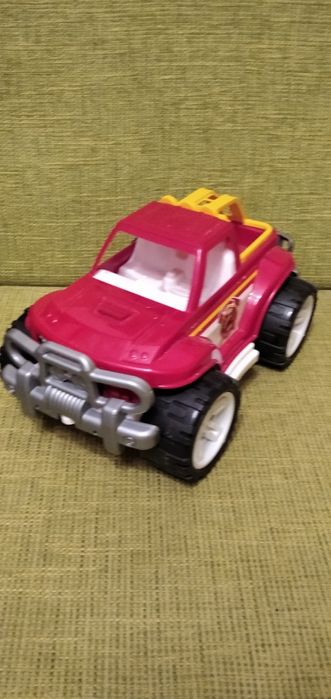 Пакет 4 великі машинки