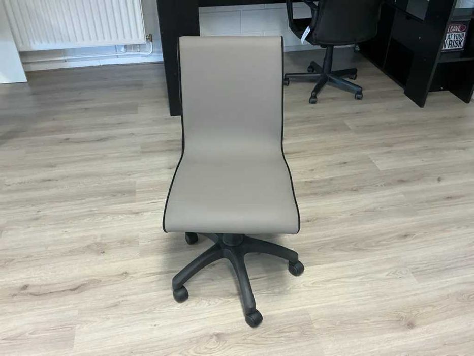 Fotele ergonomiczne biurowe