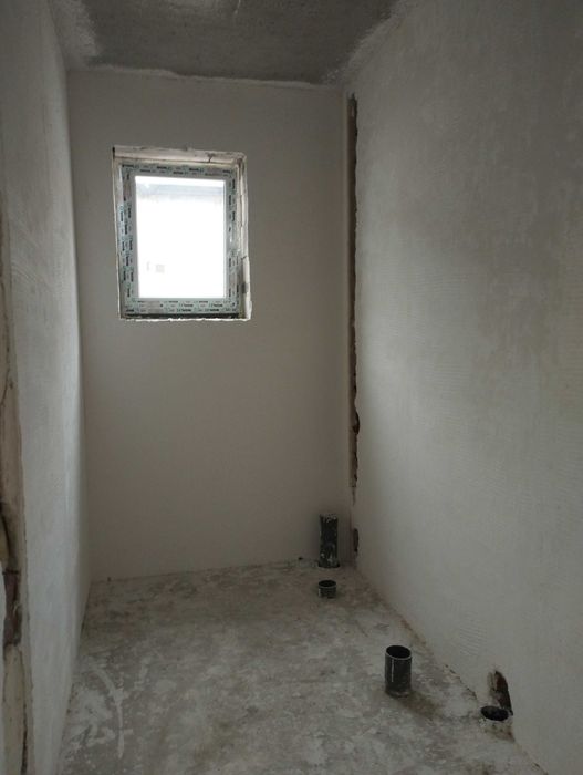 Просторий утеплений будинок в районі Заріччя