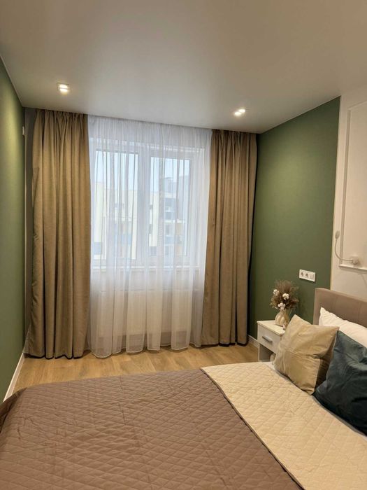 LS-19 Продам квартиру пр.Перемоги,86