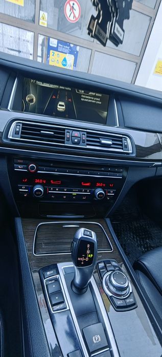 Sprzedam BMW 740D Lift