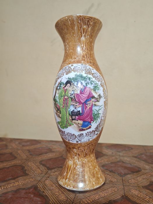 Vaso decorativo desenho oriental