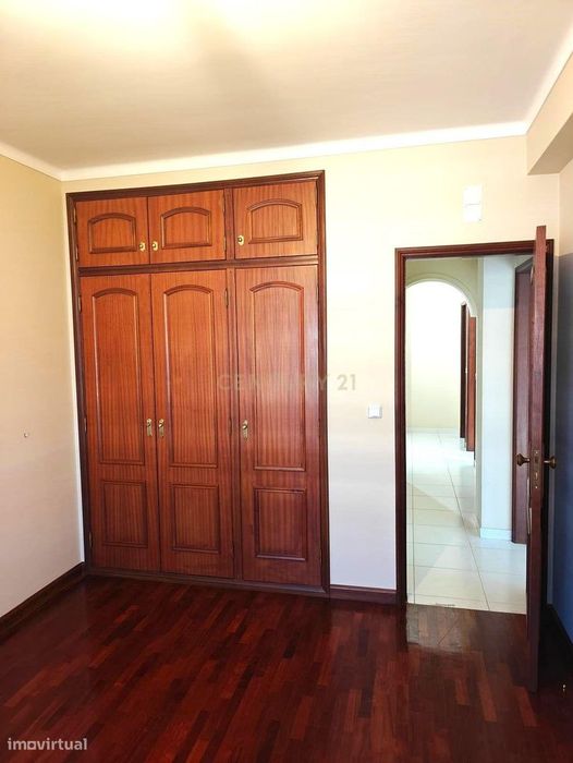 T2 em prédio com elevador em Cova da Iria – Fátima