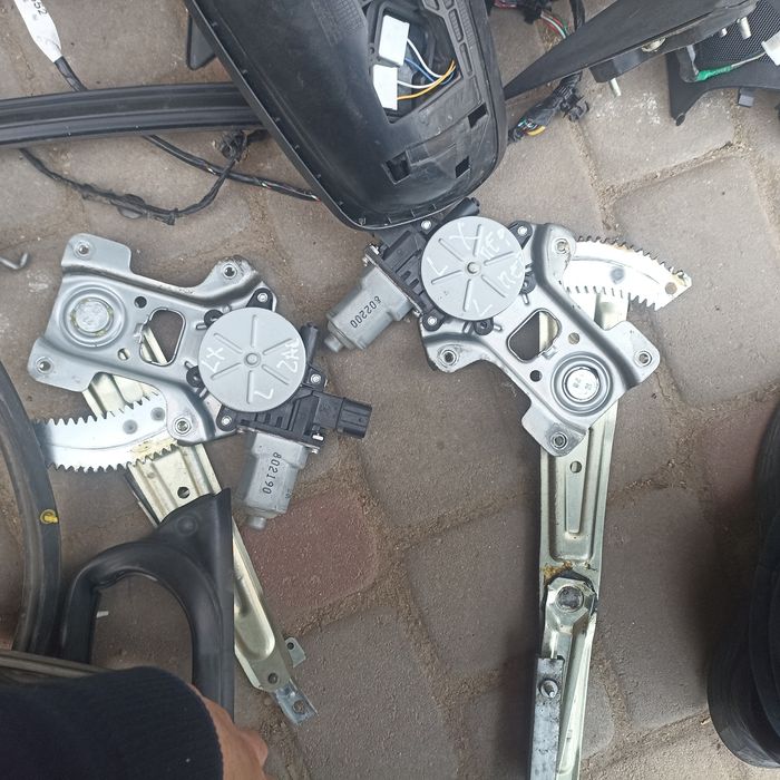 Мітсубісі ланцер 10 скло підйомник замок дзеркало