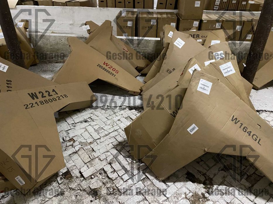 Крила крылья Mercedes мерседес W164 W205 X164 W166 W212 метал алюміній
