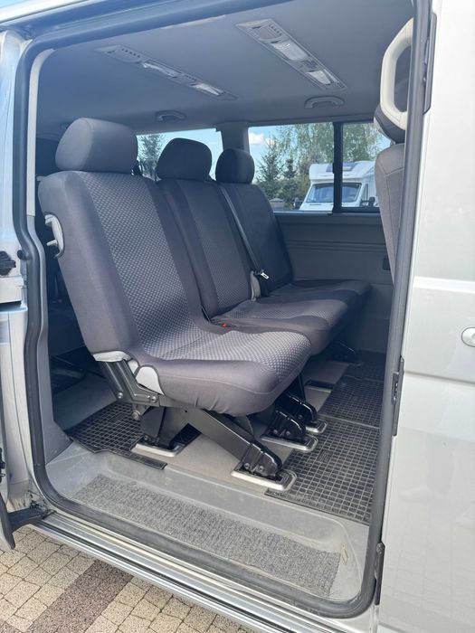 Wynajem samochodu Volkswagen Caravelle 2006r. – 9 osobowa