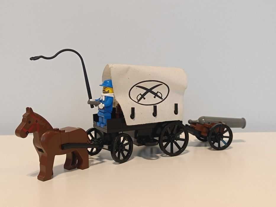 Lego Western 6716 Weapons Wagon.
