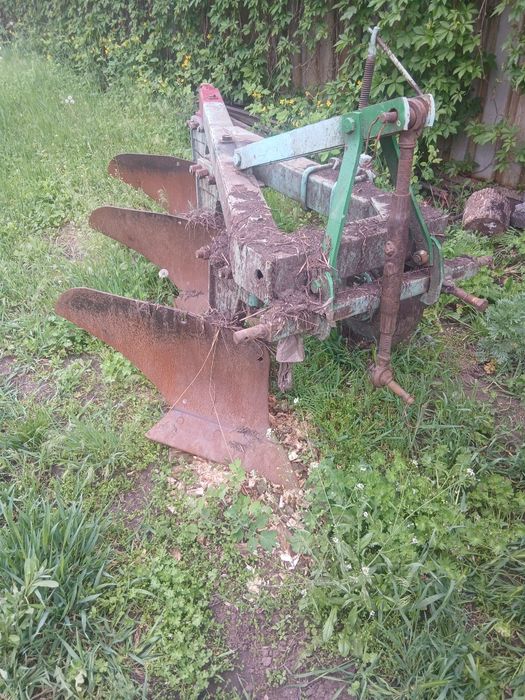 Продам плуг плн 3.35 Одесса