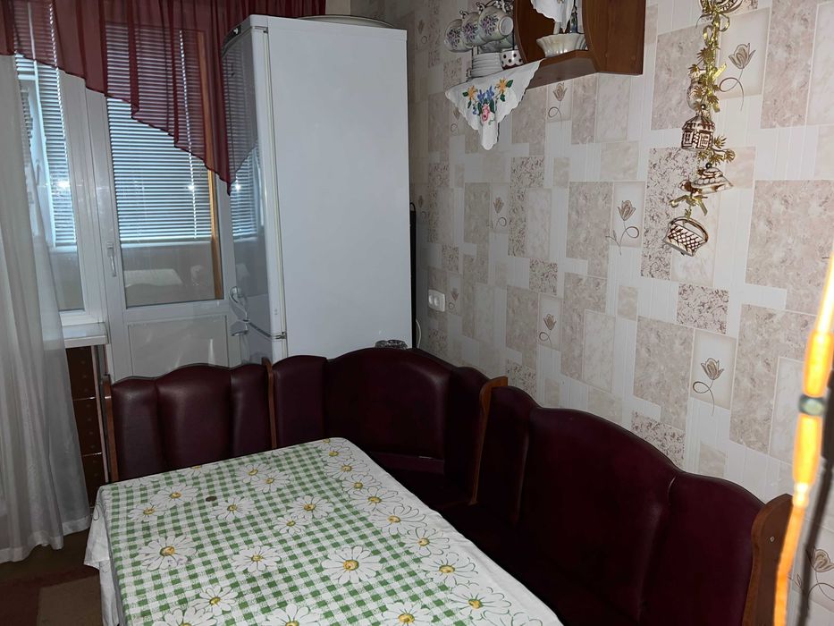 Продам 3-кімнатну квартиру у центрі Тернівки (Вулиця Шахтарська)