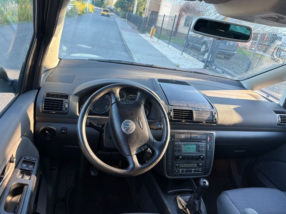 Sharan 1,9 TDI 7 osób