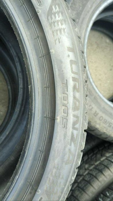 Шини Bridgestone Turanza T005 245/40R19 2021р