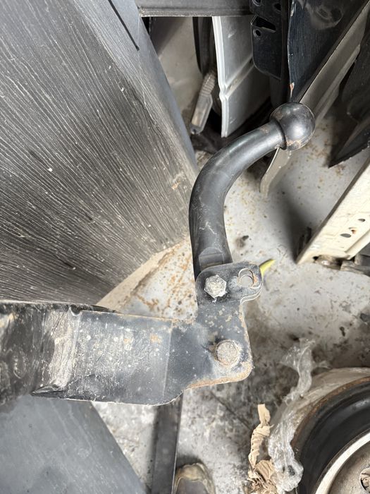 Фаркоп golf plus oris