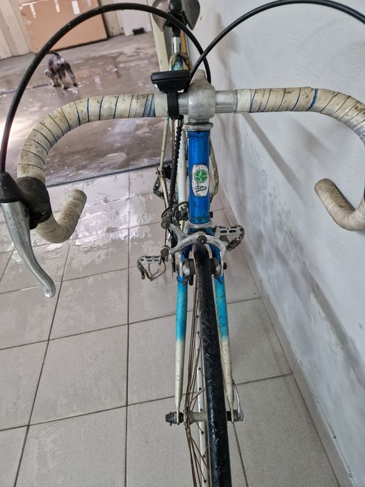 Bicicleta estrada Altis