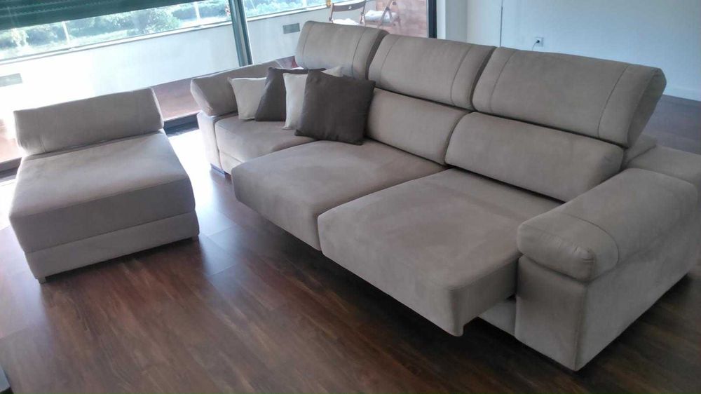 Sofá Modular 4 lugares (extensível em profundidade) apoio de cabeça regulável