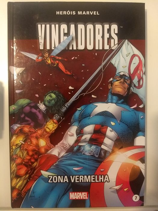 Vingadores Zona Vermelha - Herois Marvel Levoir