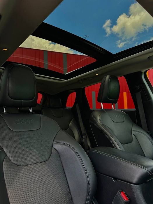 Прокат авто Jeep Cherokee 2019 рік