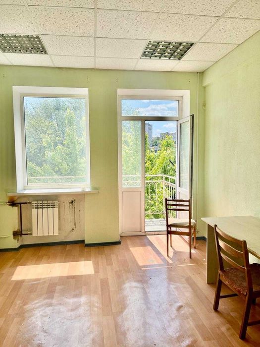 Аренда здания на Печерске 680 м2. + своя территория  13 сот.