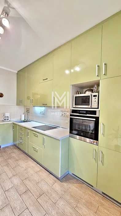 Продам 2к квартиру 70м2 в ЖК ЛАЙНЕР, Центр (18236)