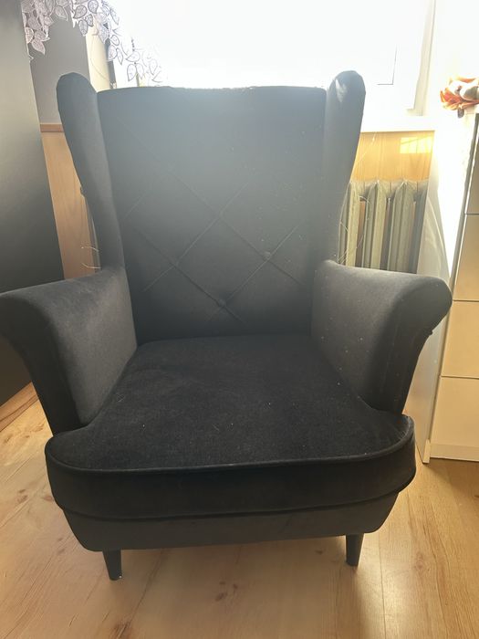 Sprzedam czarny fotel