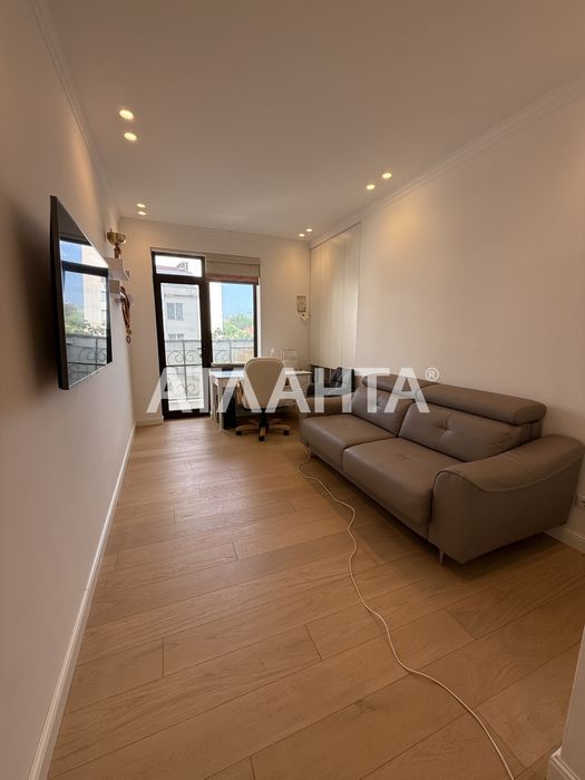 Предлагается к продаже 3 комнатная квартира на Фонтане в ЖК Лимнос !