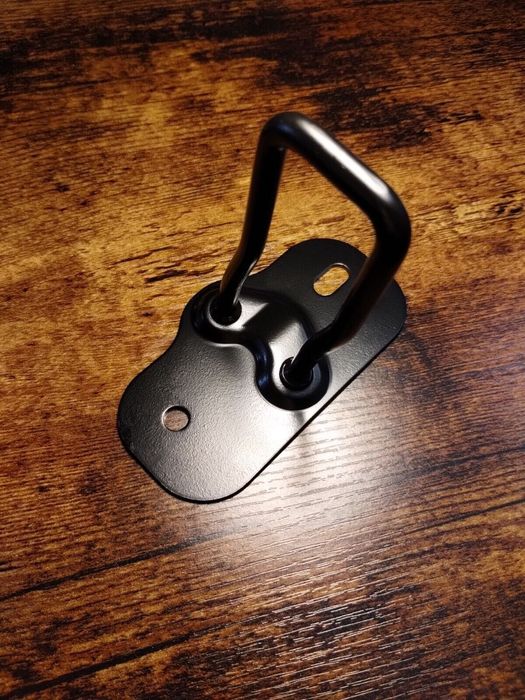 Петля ригель замка капота Tesla Model 3 Y