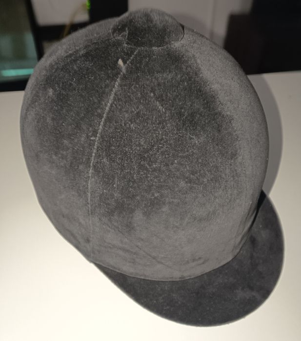 Toque de Equitação para criança