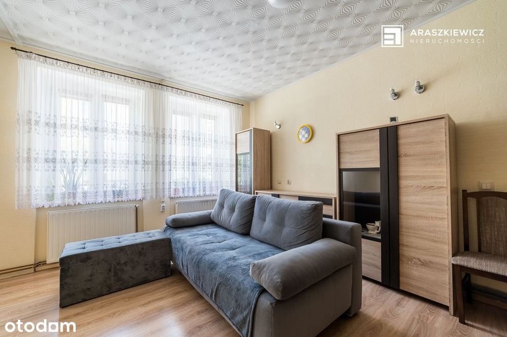 Przestronne M2 | Centrum i zieleń | Odnowiona kamienica | GARDEROBA
