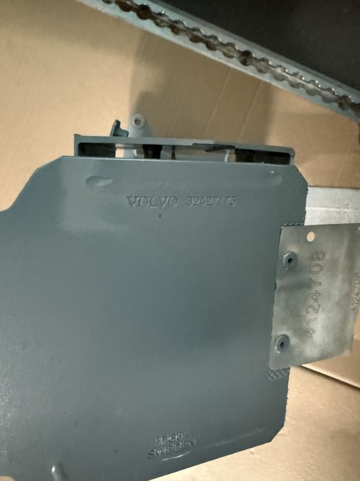 Підсилювач бампера Буфер Volvo C40 XC40 Recharge 32377149