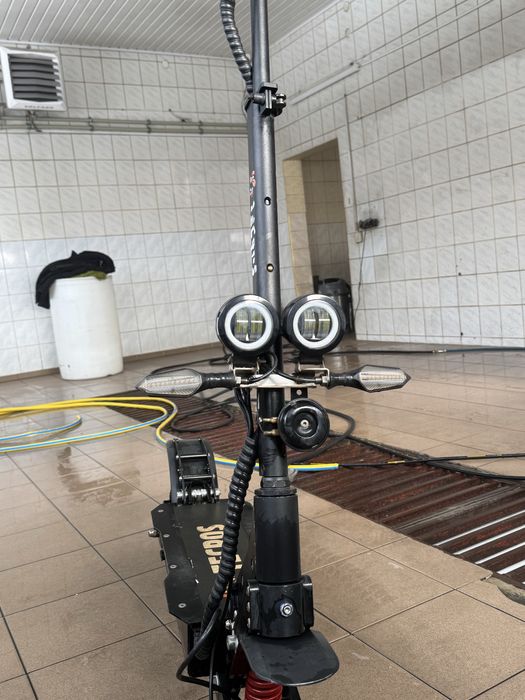 Електро самокат TECROS S01