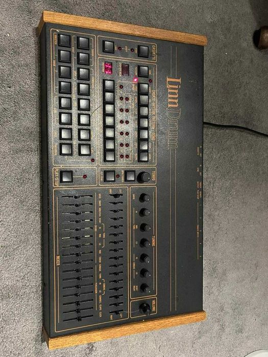 LinnDrum LM 2 1980 Legendarny Automat Perkusyjny