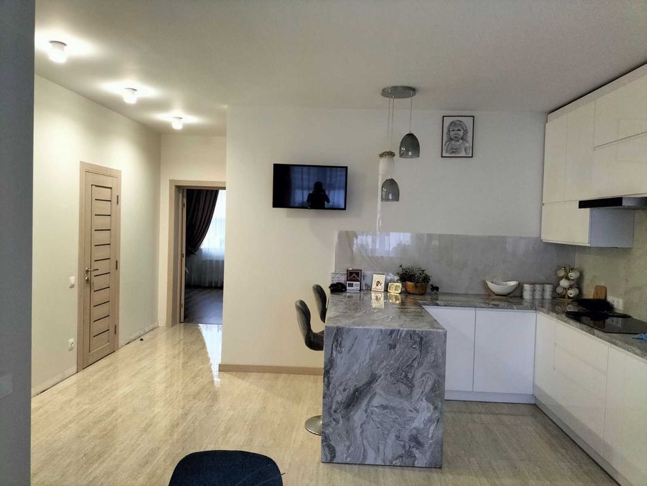 котедж з ремонтом біля Львова в Лапаївці