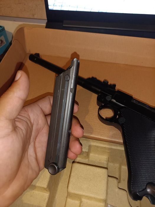 WE luger p08 airsoft
