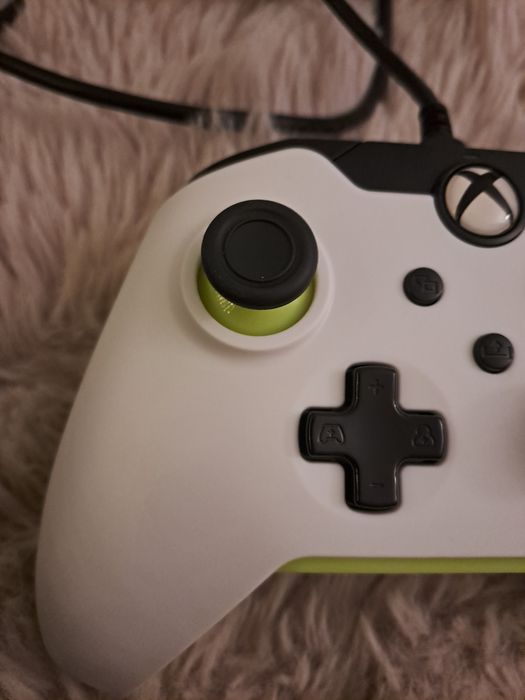 Pad przewodowy XBOX ONE PDP