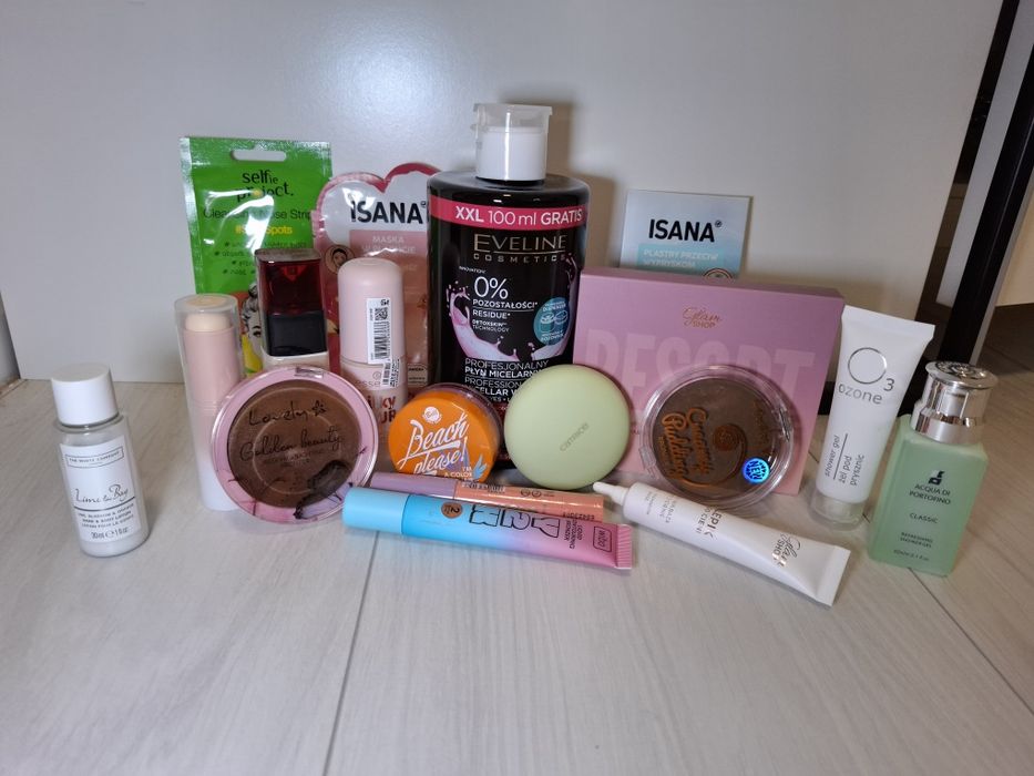 Zestaw kosmetyków Glam Shop Resort, eveline, catrice, lovely, bell, essence + gratis