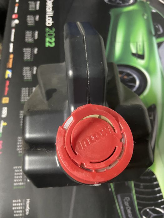 Канистра из под масла Motul