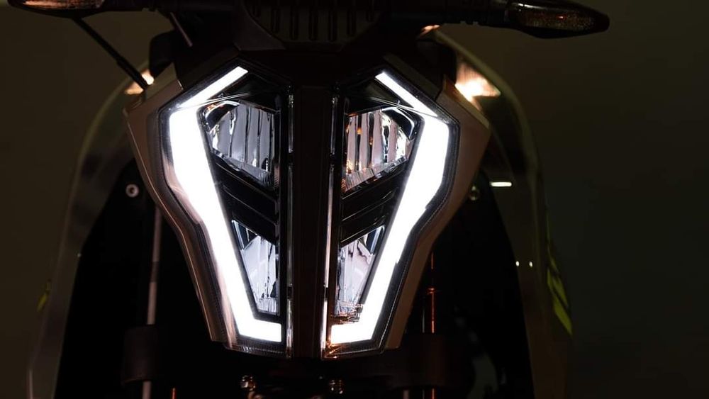 GEON Vertex, 300 SOHC Street Carb 4V, 2024 р. в.  РОЗСТРОЧКА!