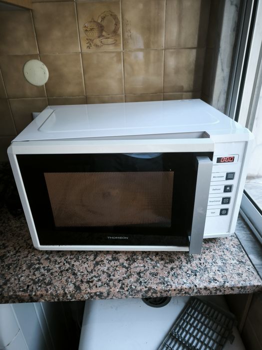 Microondas Thomson easy25wh 900w
