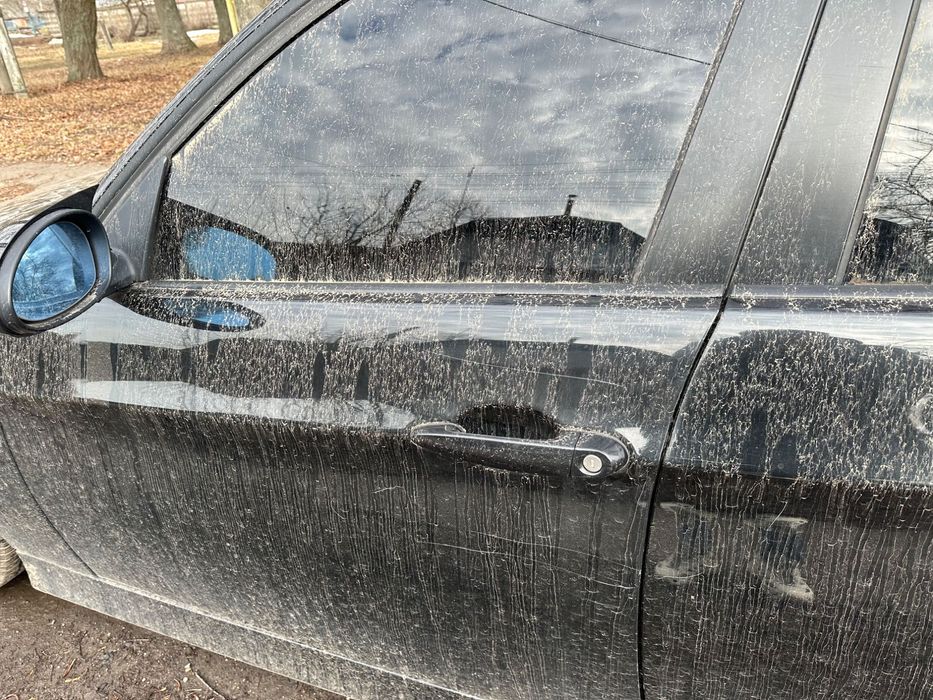 BMW e90 318i седан