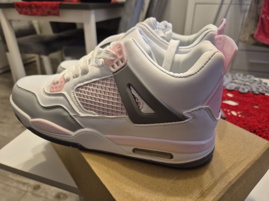 Snakersy bialo różowe 40