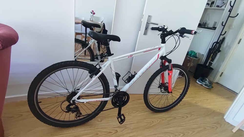 Bicicleta scrapper LTD