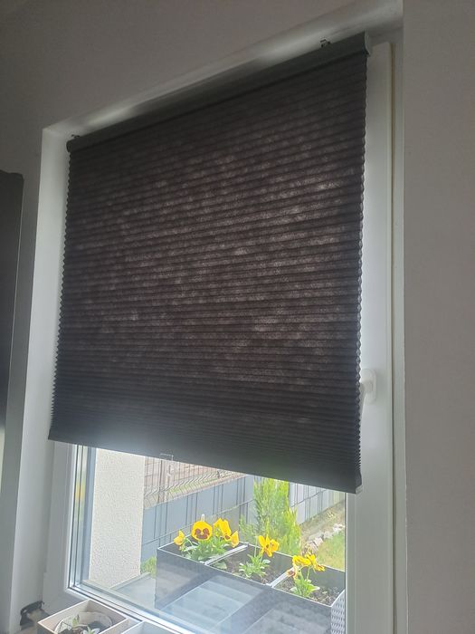 Roleta zaciemniajaca komorowa IKEA
