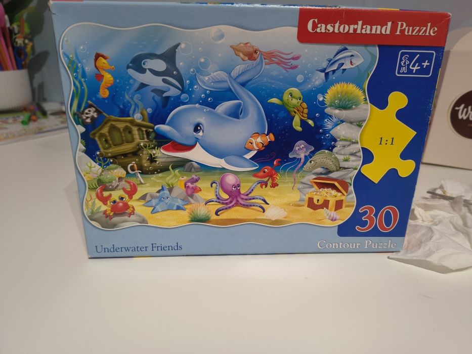 Puzzle delfinek  i ocean