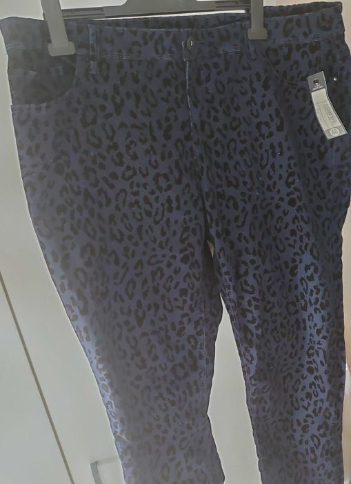 C&A Spodnie Niebieskie Welurowa Panterka 48