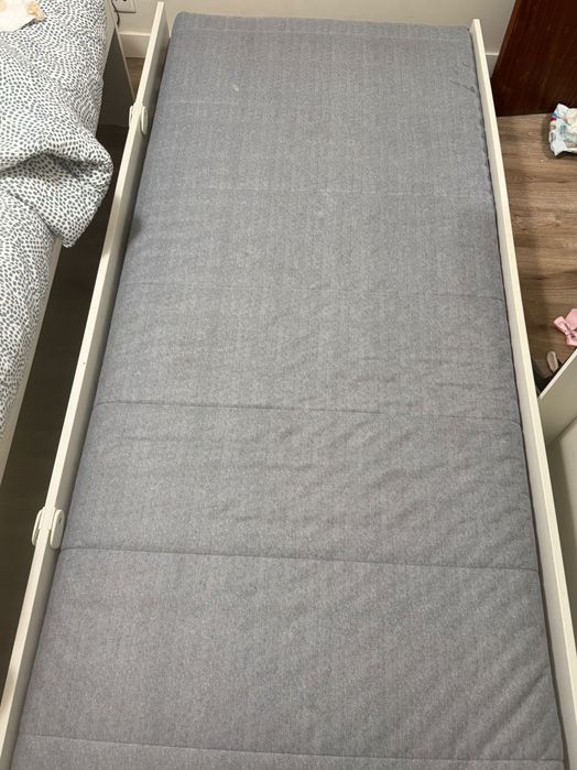 Camas SLÄKT com colchões